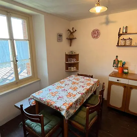 Ilovepigra Historic House Дом отдыха