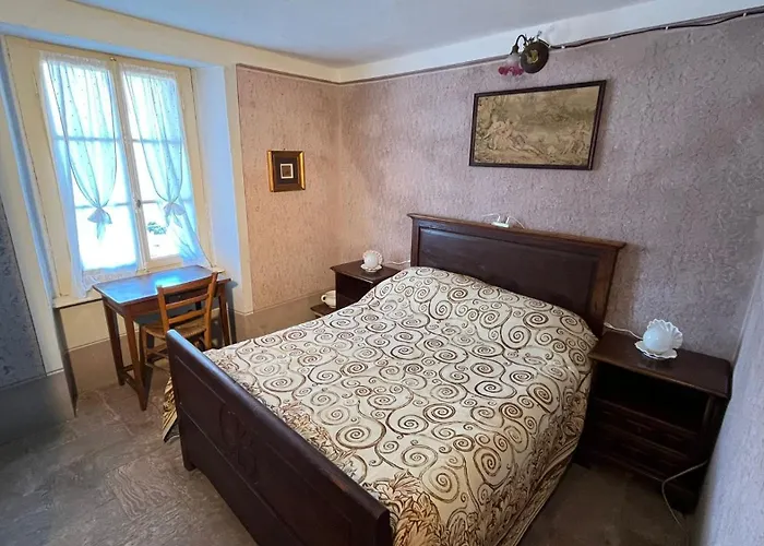 Ilovepigra Historic House *