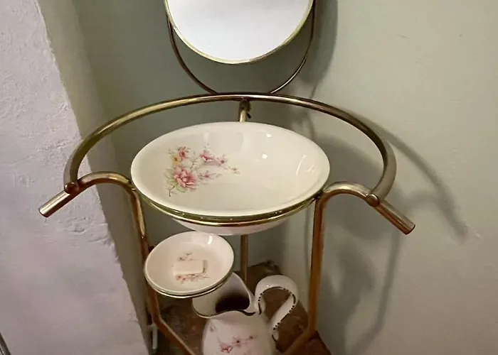 Ilovepigra Historic House Дом отдыха *